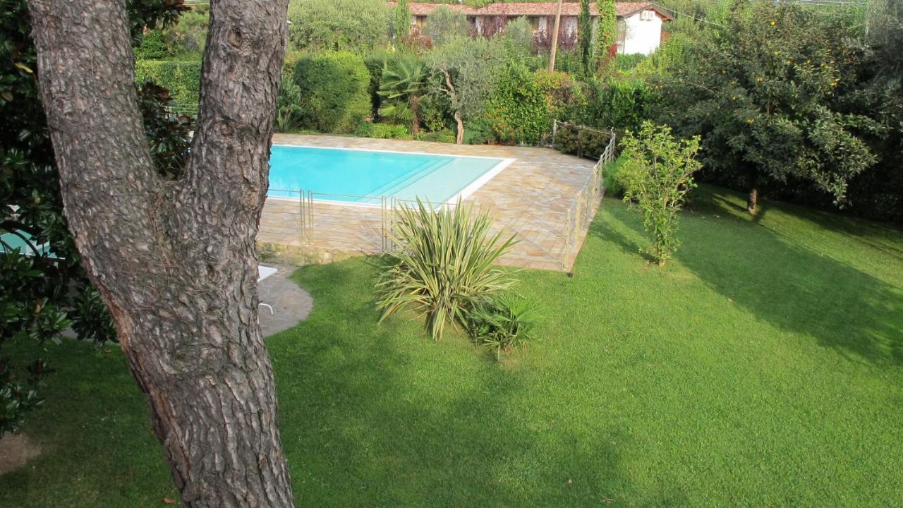 Residence Oasi Manerba del Garda Exterior photo