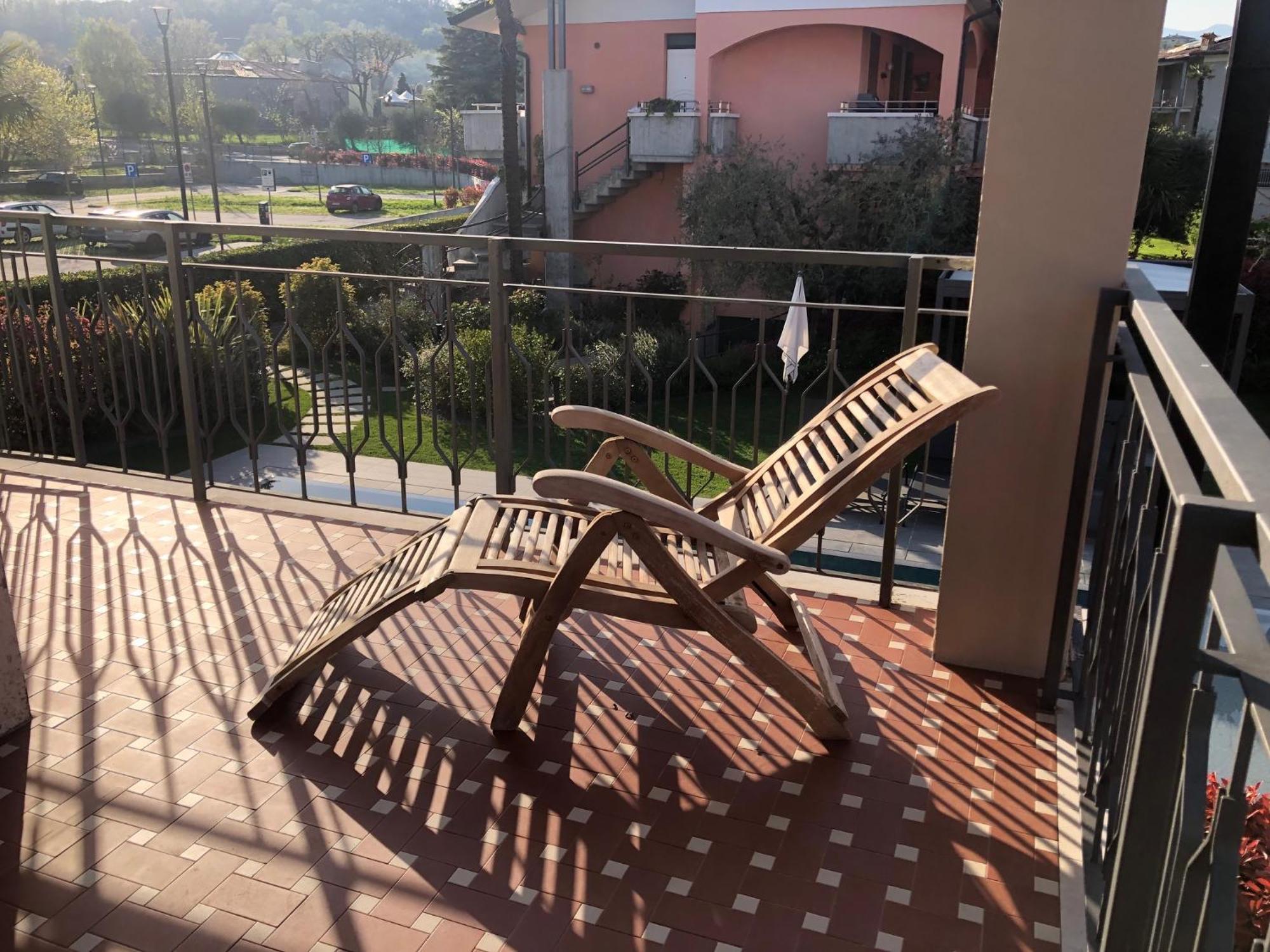 Residence Oasi Manerba del Garda Exterior photo
